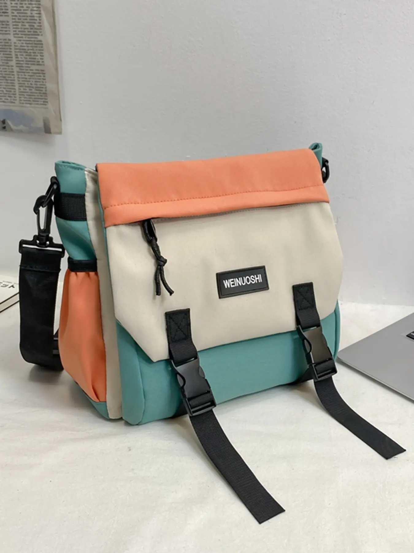 color blocking women's crossbody bag, simple and trendy large capacity women's shoulder bag, niche and simple style casual women's bag, Colorblock purse, suitable for daily occasions such as commuting, shopping, parties, etc.