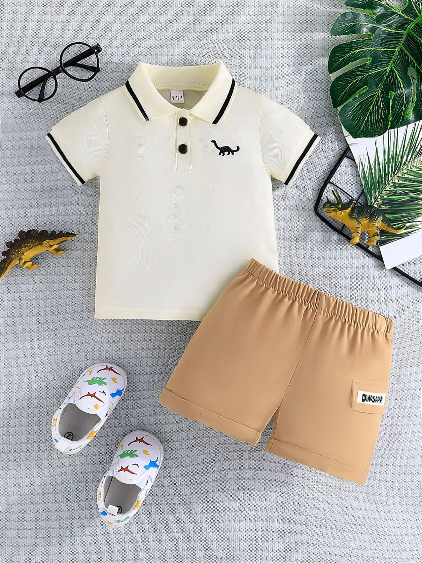 Baby's Dinosaur Print Short Sleeve Tee & Shorts Two-piece Set, Casual Sporty Round Neck T-shirt & Shorts for Daily Wear, Infant Newborn Kids Summer Cl