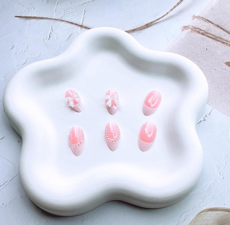 24 Pcs French Tip Press On Nails - Short Almond Bow Fake Nails with Pearl Designs - White French Tip False Nails - Reusable Artificial Nails for Women & Girls