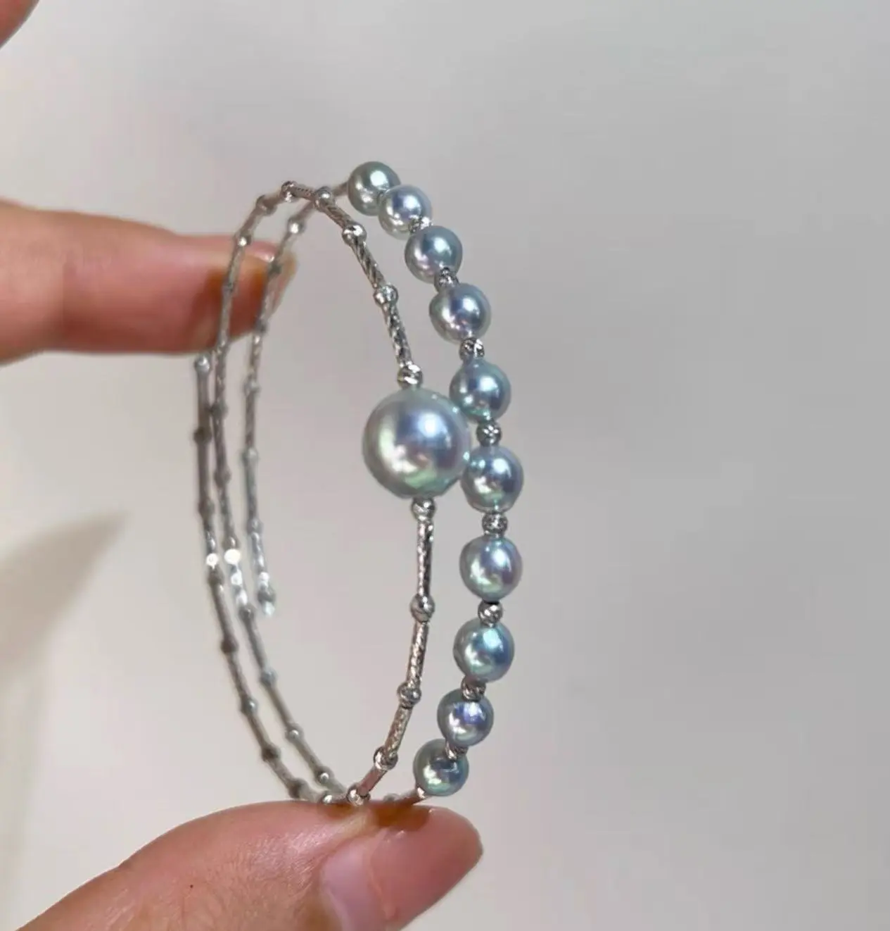 natural seawater pearls of 4.5-5mm in size, large pearls, 8-8.5mm in diameter, double-layer bracelet