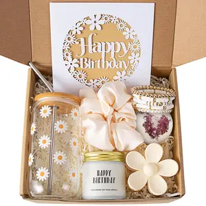 1 Set Birthday Gifts for Women, Teen Girl Gifts, Birthday Gifts for Her, Happy Bday Gift Box for Girl, Women, Sister, Daughter, Best Friend, Friendship, Scented incense bracelet gift box，Cute Daisy Glass Cup Gifts Set 7PCS