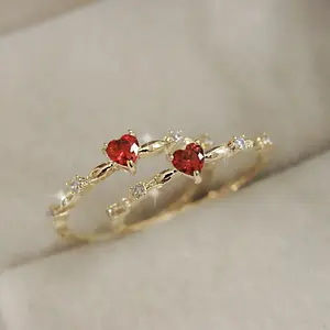 Fashion Contracted Red Heart Cubic Zirconia Rings Luxury Gold Color Wedding Rings for Women Exquisite Gift