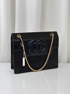 Pre-owned CHANEL As Shown Shoulder Bags Coco Mark Shoulder Bag, Cowhide Leather MRB168