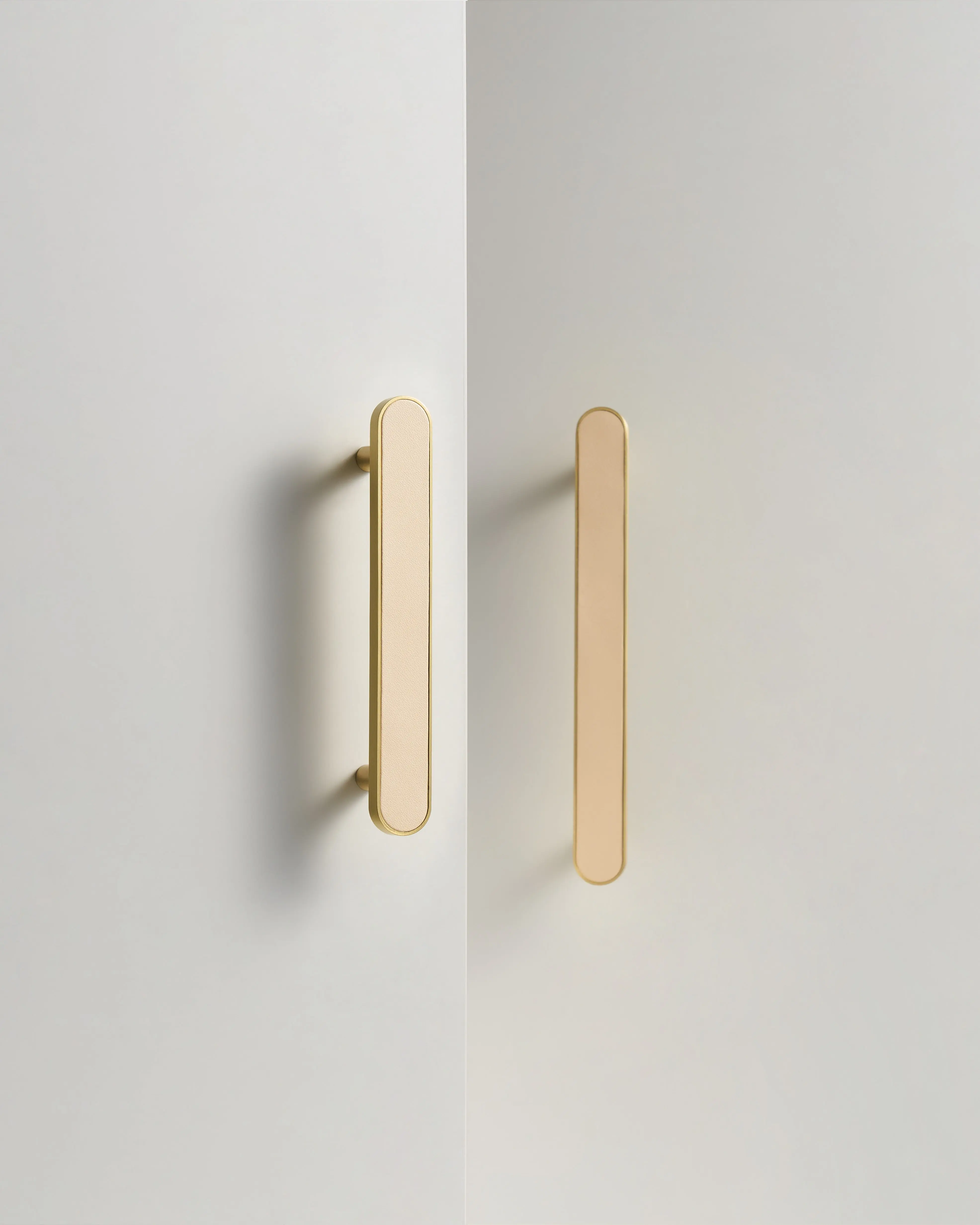 MADISON LEATHER & BRASS CABINET PULL KHAKI