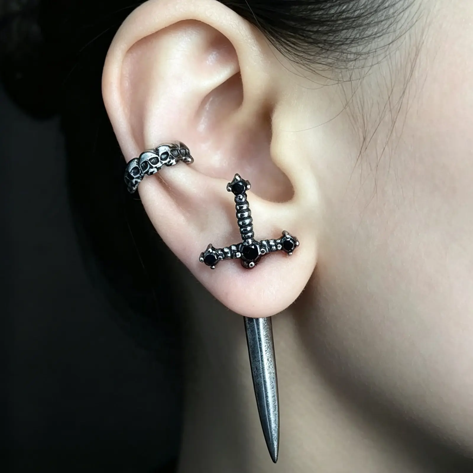 Earrings Gothic Sword Rhinestone Crystal Dagger Earrings Punk Style Sword Dangle Earrings Gift for Women and Men Festival Jewelry Comfortable Wear