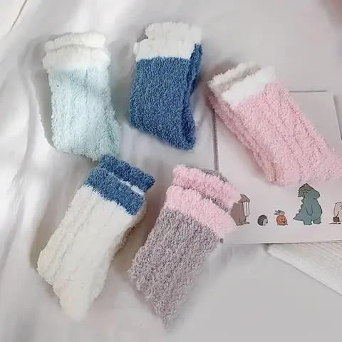8 pairs 8-Pair Coral Fleece Crew Socks: Warm & Cozy Fall/Winter Women's Socks for Casual Wear Womenswear  Fuzzy Lightweight Outfit Soft