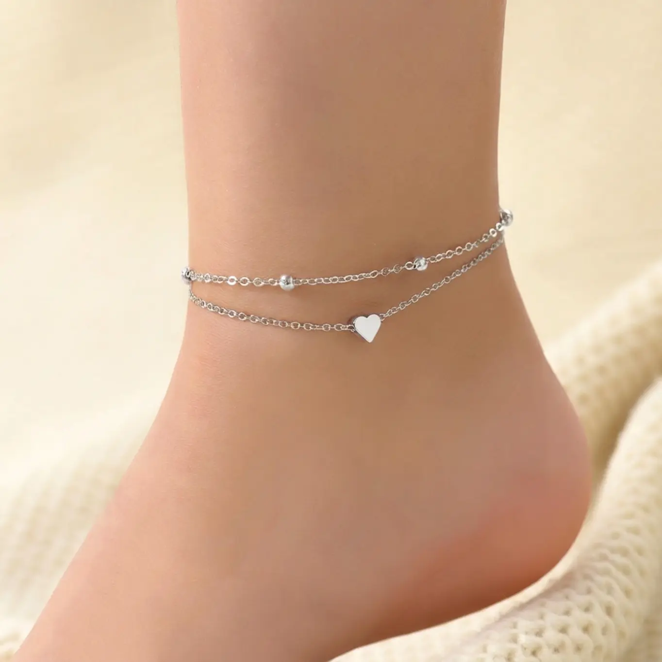 Women Layered Heart Gold/Silver Anklet, Dainty Beaded Charm Ankle Bracelets, Minimal Double Layer Foot Jewelry, Summer Beach Barefoot Boho Anklets Jewelry Gift for Women Girls