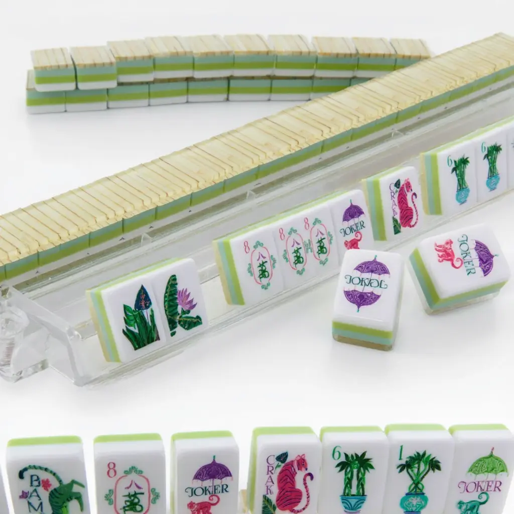 American Mahjong Tiles, Acrylic American Mahjong Tiles Set, 160pcs Engraved Tiles, Outdoor Entertainment Board Game for Camping & Hiking Activities