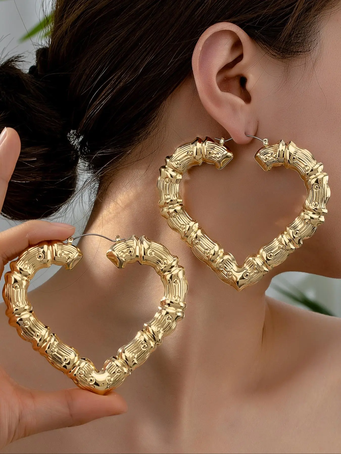 Mother's Day Gift Vintage Heart Design Hoop Earrings, Heart Shaped Earrings, Fashionable Jewelry for Women & Girls, Stylish Jewelry, Trendy All-match & Exquisite Jewelry for Birthday Gift