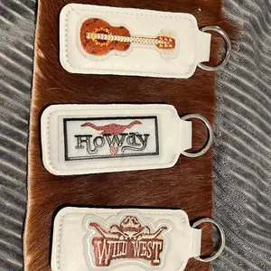 Portable Chapstick Holder, Compact Lip Balm Case for On-the-Go Use (Fits Standard Lip Balm Tubes)