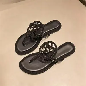 Black Rhinestone Cutout Thong Sandals - Sleek Casual Flip-Flops for Street & Vacation