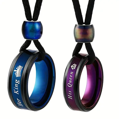 Fall 2024 Couple Fashion Trendy Engraved Ring Necklace Charm Pendant Necklace, Boho King & Queen Pattern Necklace Jewelry, Daily Clothing Decor for Couple, for Fall, Valentine's Day, Gift, Trendy Charms Necklace, Boho Necklaces