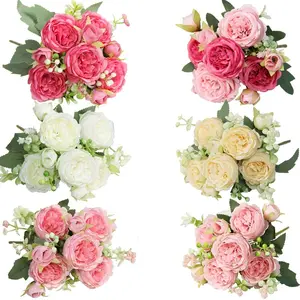 30 realistic multicolored rose-shaped bouquet, suitable for weddings, Valentine's Day, Easter, spring decorations. The plastic flowers can be used as indoor dining table centerpieces, desktop decorations, or wedding bouquets. Vase not included.