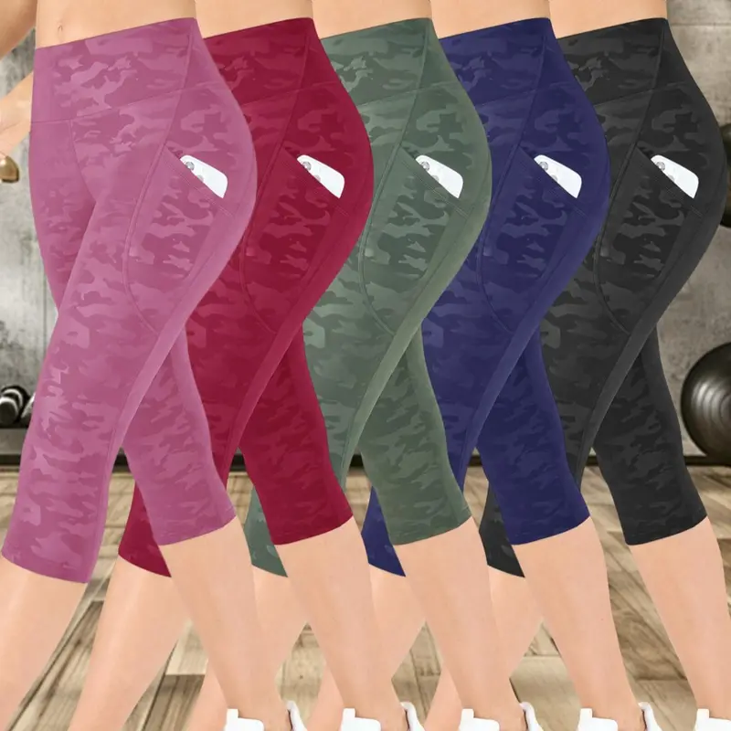 Women's Camo Print Gym Shorts, Breathable Comfortable Skinny Workout Shorts, Ladies Sportswear for Indoor Outdoor Wear, Athleisure Shorts, Activewear Shorts, Camouflage Sports Shorts, Athletic Wear Shorts, Workout Clothes Women