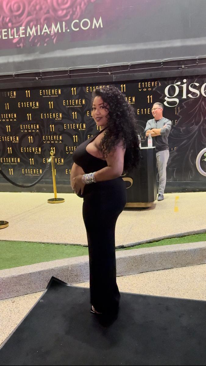 Item: Human Hair Mixed With Premium Synthetic Fibers