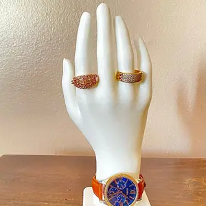 Ring/bracelet stand