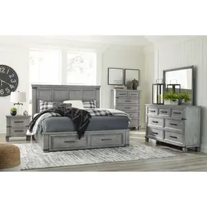CLEARANCE- Queen Russelyn Storage Bed