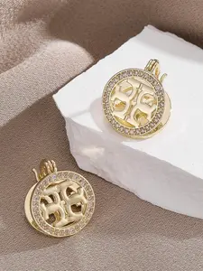 French Vintage Elegant Clip Earrings with Artificial Zircon, Copper Material, Fashion Chic Accessories, Geometric Hollow-out Cross Design, Women's Daily Wear Fashion Jewelry for All Seasons
