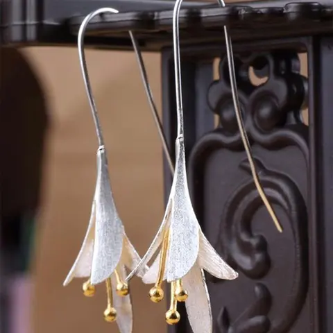 Fashion Elegant Flower Design Dangle Earrings As Gift, Trendy Metal Flower Shape Earrings Matching Jewelry for Women, Gift for Girl, Daily Use, Party, Jewelry Gifts, Dangling Earrings, Dangly Earrings