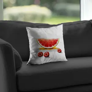 Begin Home Decor C1PT1414EGL90P 14 x 14 in. Grapefruit Slice Throw Pillow - Kitchen Food Decor Insert