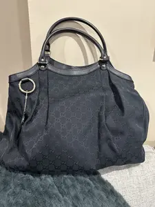Pre-owned Canvas Shoulder Bags Gucci Large Sukey Monogram Black