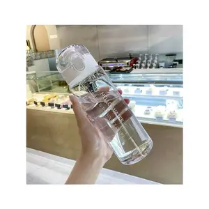 780ml Sports Straw Water Bottle - Large Capacity, High-Value Plastic Cup for Girls - Ideal Gift for Mom