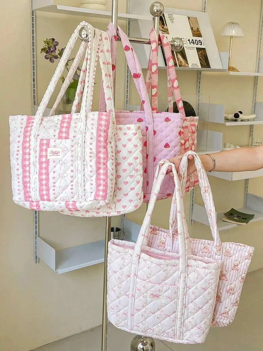 Quilted Tote Bag Lightweight Cotton Shoulder Bag For Women Stylish Aesthetic Handbag For Shopping School And Travel
