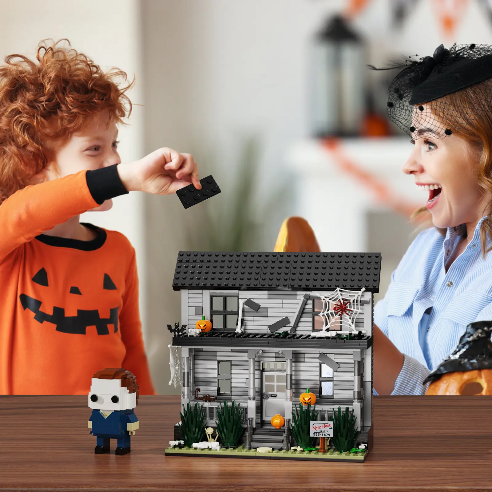 Max Haunted House Building Blocks Set (586 pcs) – Spooky Halloween