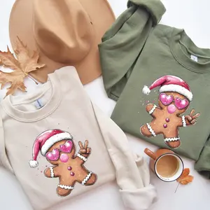Pink Gingerbread Gum Sweater, Christmas Bakery Crewneck, Xmas Cookie Hoodie, Christmas Baking Crew Sweat, Gingerbread Christmas Sweatshirt XF