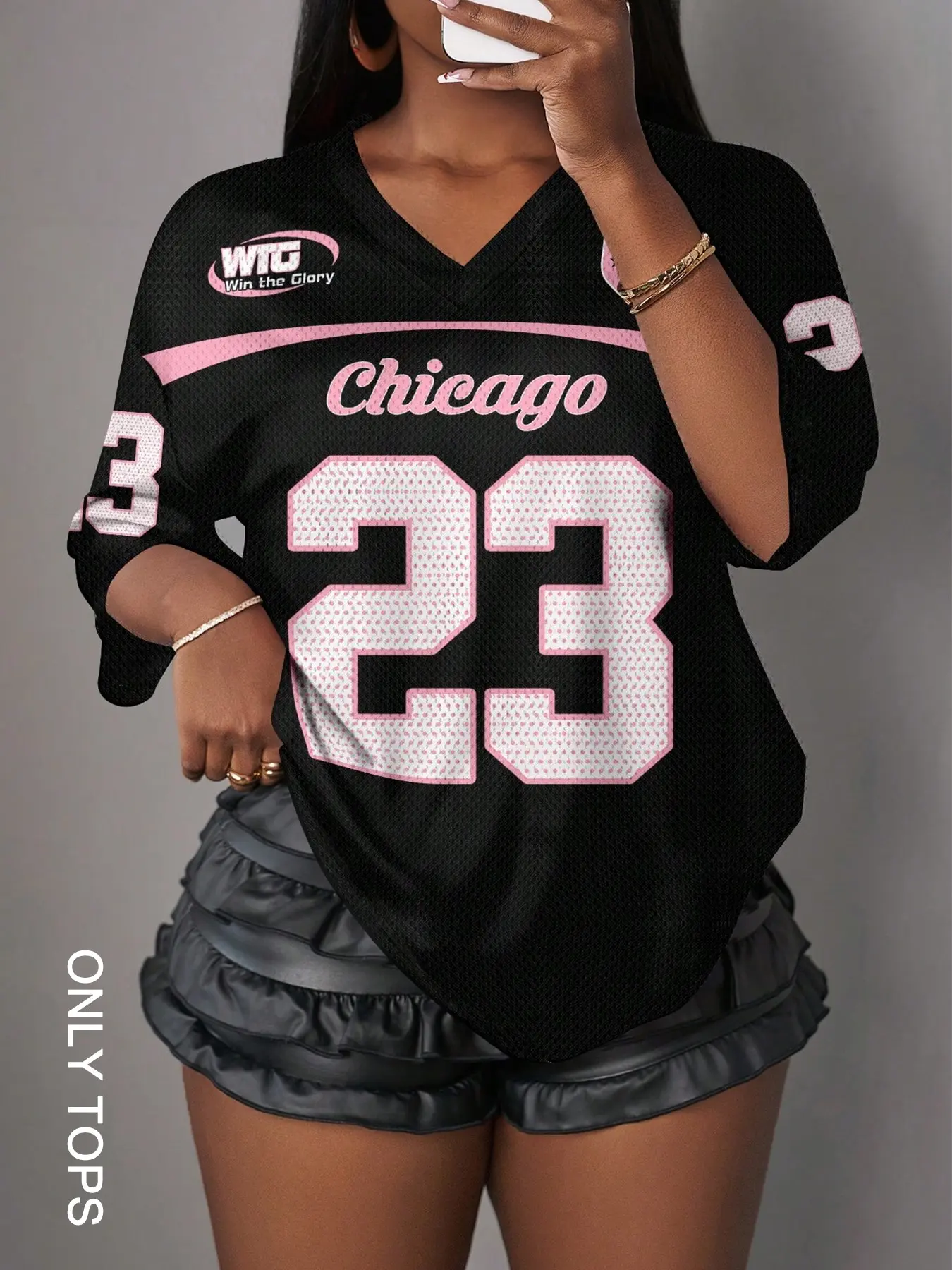 Women's Chicago 23 Print Sports Jersey, V Neck Short Sleeve, Y2K Street Style, Casual Loose Fit, Geometric Pattern, All Seasons T-Shirt, Activewear Tee, Casual Sports Tops