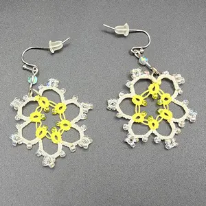 Daisy-Inspired Beaded Earrings with Handmade Lace