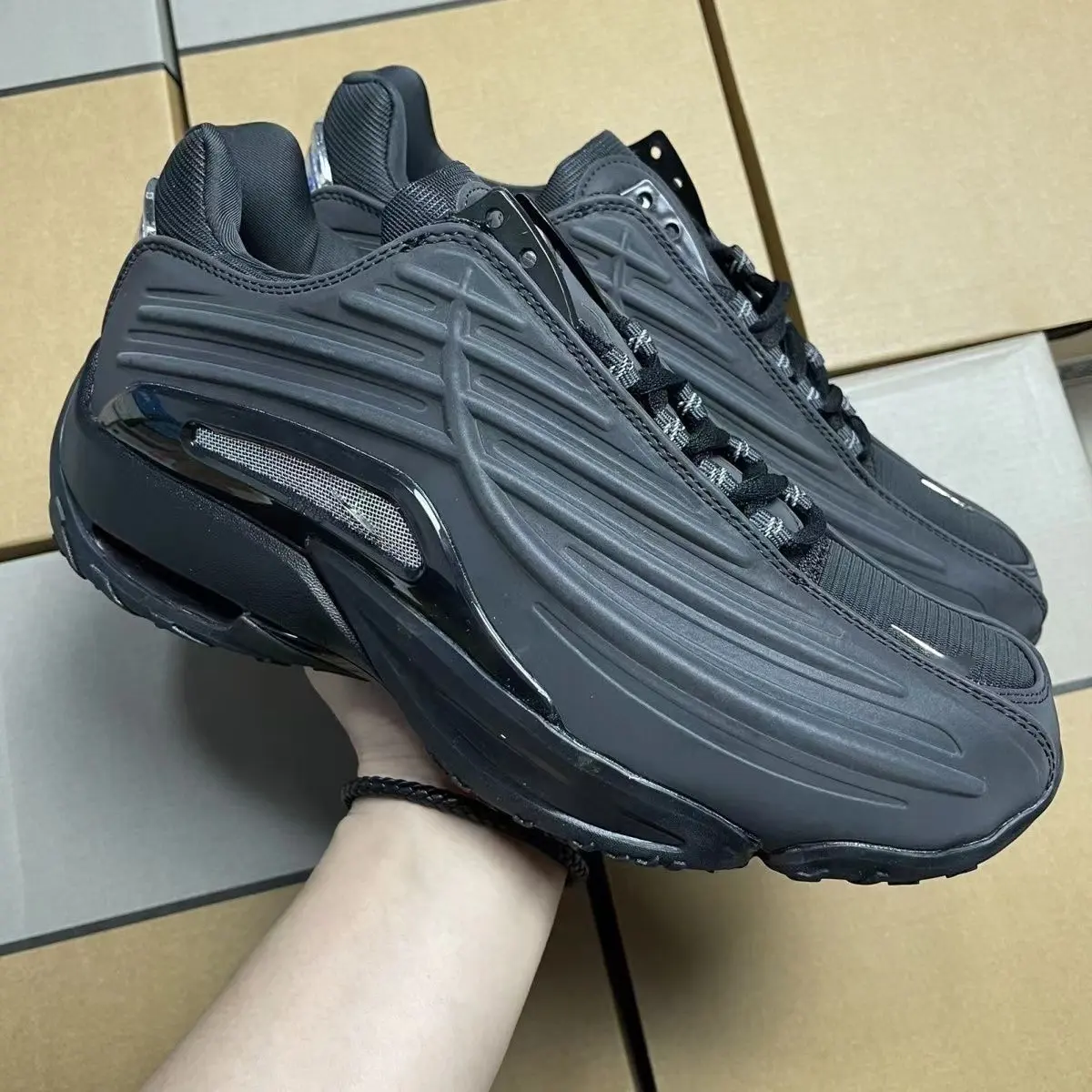 Xigong Duck Shoes--Black