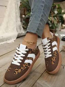 Women's Brown & Leopard Print Lace - up Sneakers, Flat Sneakers, Suede & Textile Upper, Retro Design, Ideal for Daily Walking, Urban Commuting, and Casual Outings, Comfortable Ladies' Casual Walking Commute Fashion Sneakers