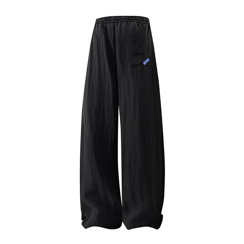 Men’s summer lightweight American casual cargo pants made from Lyocell fabric—breathable, comfortable, straight cut, loose fit