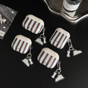 Contrast color retro AirPods protective case, suitable for Apple AirPods 1/2/3/4/Pro/Pro2, retro and trendy design, drop-resistant and scratch-resistant, a must-have accessory for personalized outfits, and a great gift for girlfriends and besties