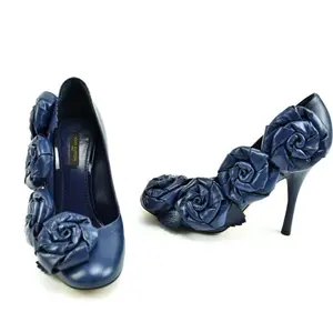 LOUIS VUITTON: Deep Blue/Violet, Leather & Roses Runway Heels/Pumps