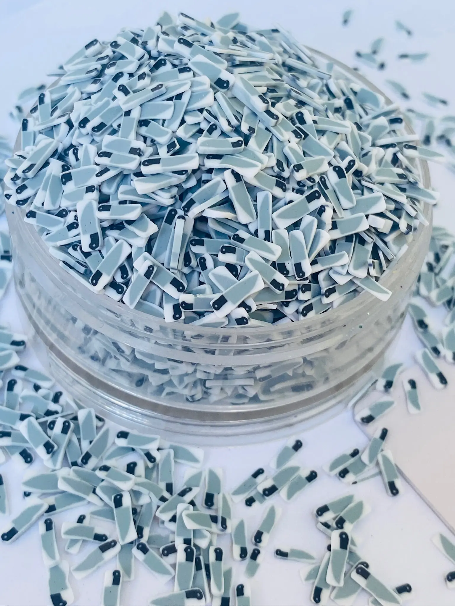 Knife clay slices