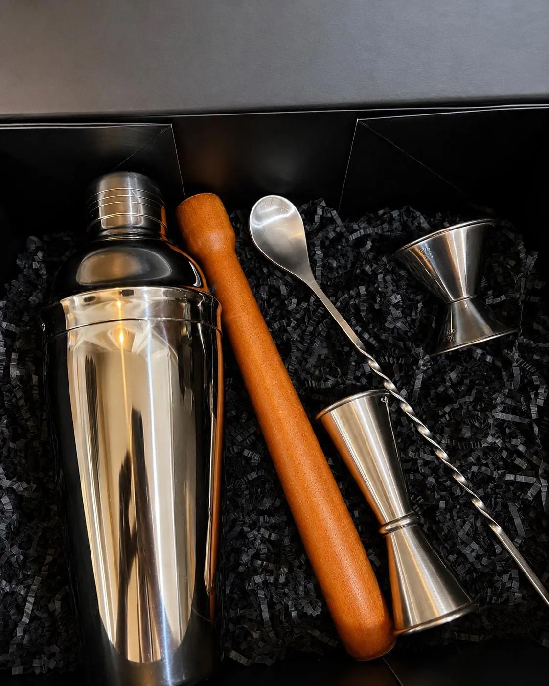 Cocktail Shaker Gift Set for Him, Bartender Tool Kit, Home Bar Accessories, Mixology Gift, Cocktail Lover Gift