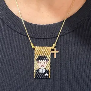 Delicate Miyuki chain featuring José Gregorio Hernández