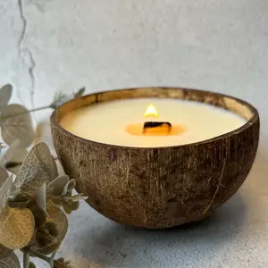 Coconut Shell Candle | 8 oz | Real Cooconut Shell