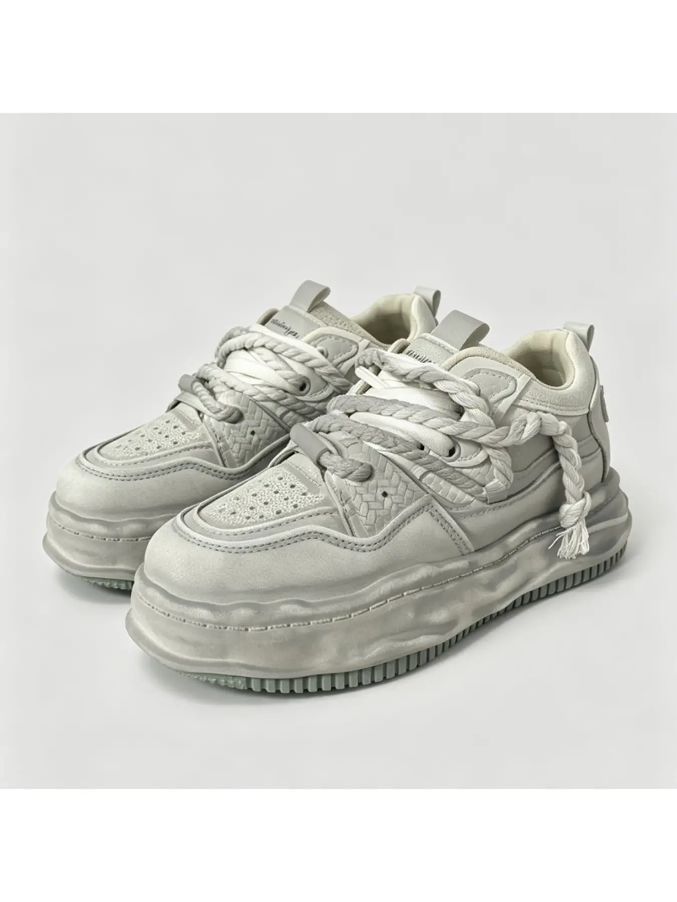 Retro style hemp rope dissolved bread shoes men's thick soled wear-resistant casual board shoes