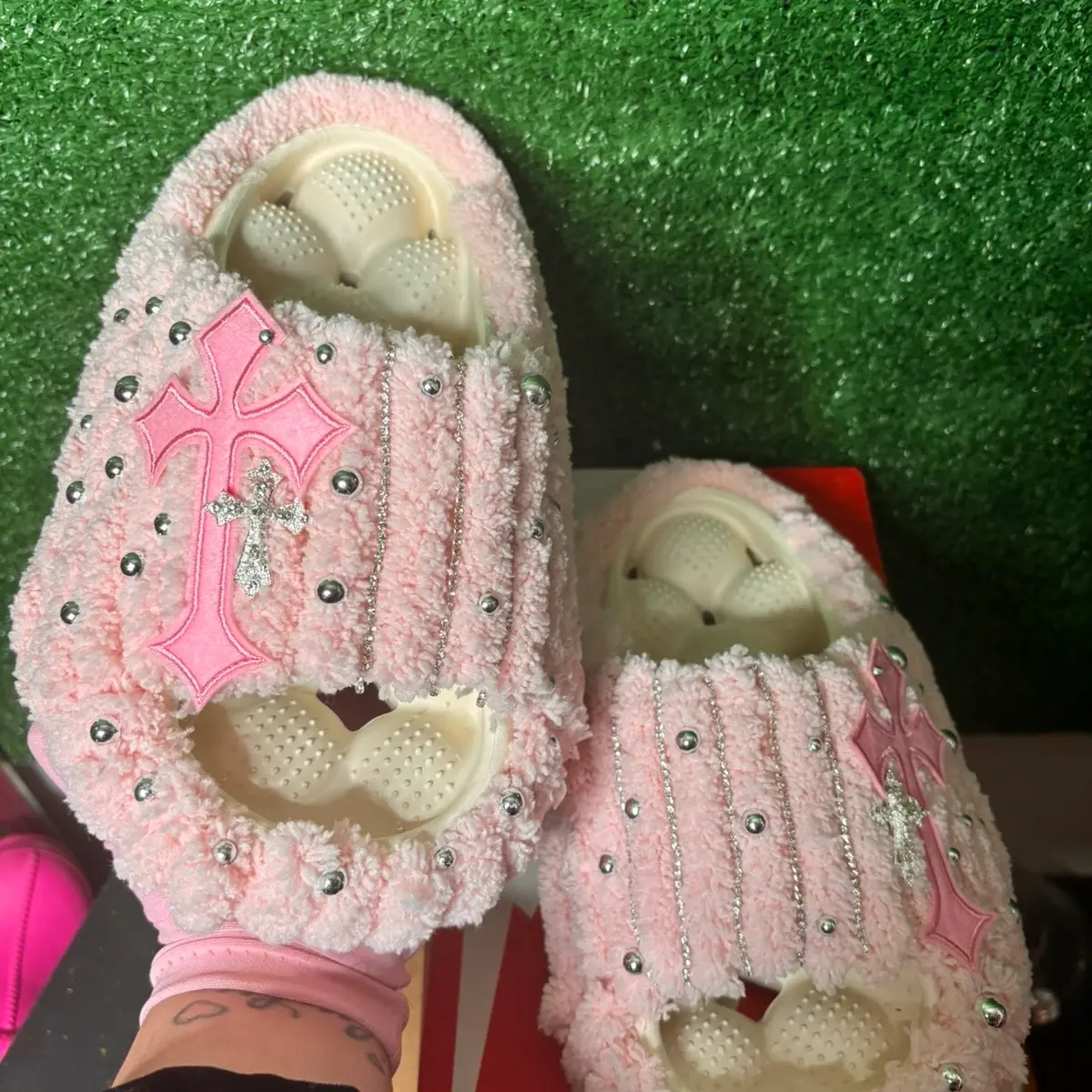 Yarn slides Footwear Women