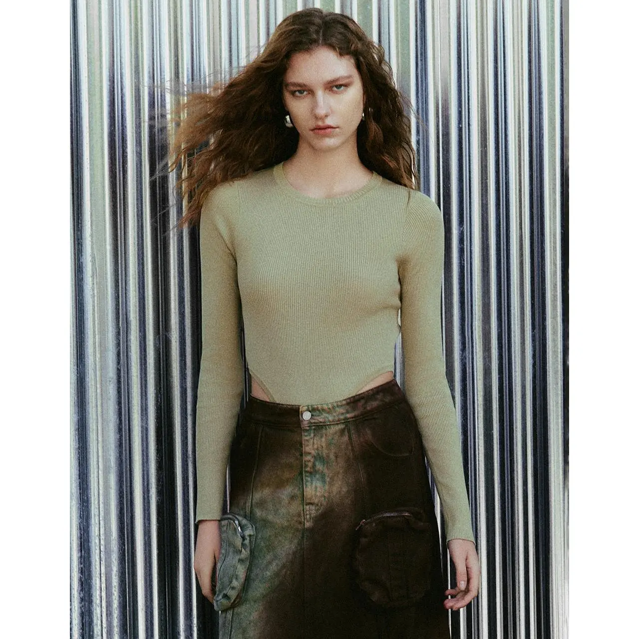 URBAN REVIVO 2026 Spring Women's Skinny Ribbed Knit Long Sleeve Round Neck Tight Bodysuit - Premium Fabric Casual Top, UWJ940004, Long Sleeve Bodysuits