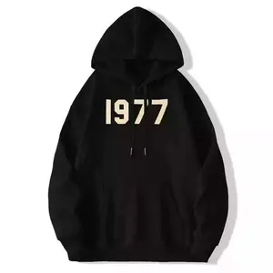 Stylish 1977 Hooded Sweatshirt for Casual Street Wear Ideal for Holiday Gift Giving