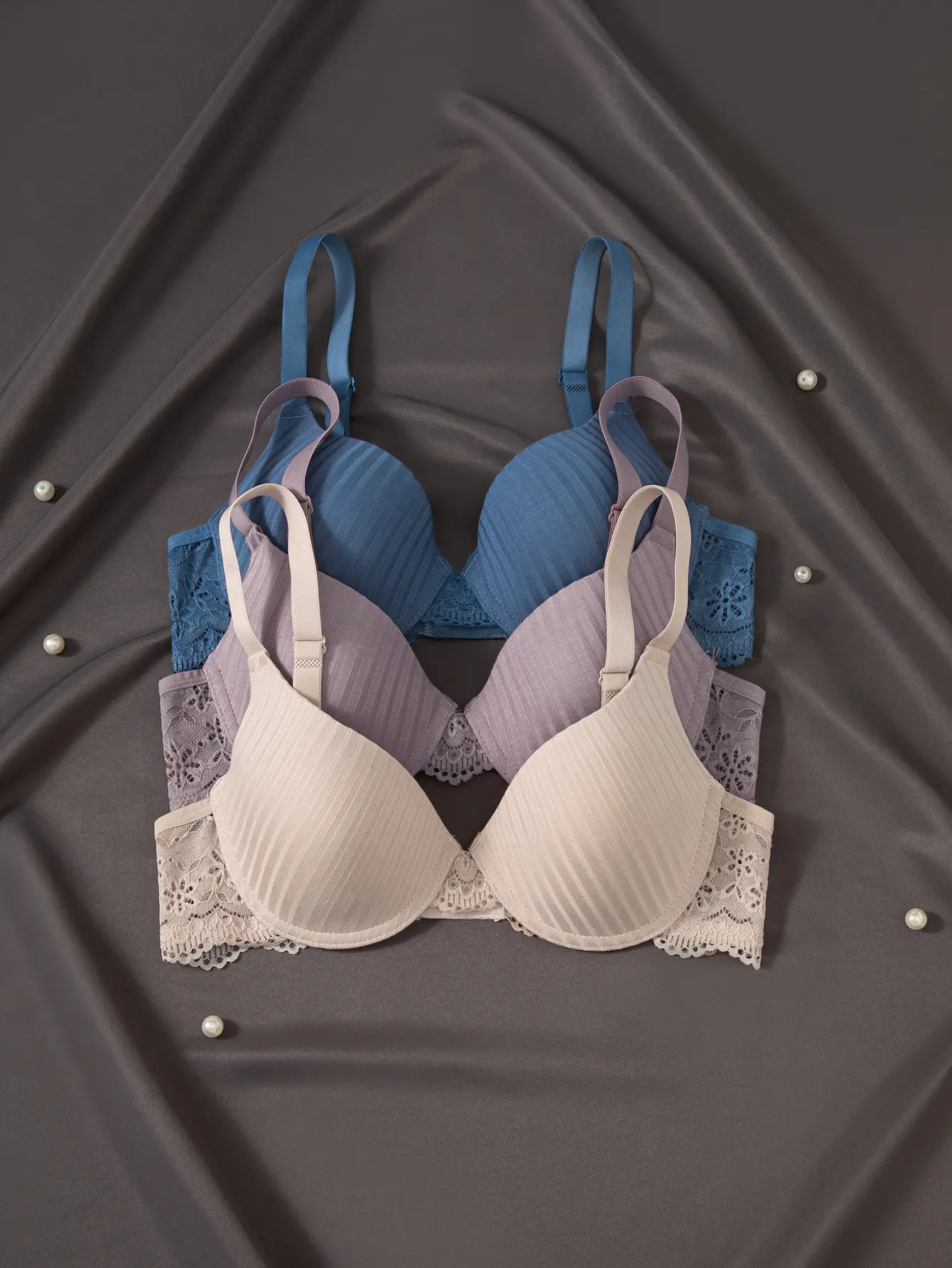 Women's 3PCS Pleated Lace Soft Cup Bras Red Black White Full Coverage Wireless Ribbed Seamless Everyday Lingerie Adjustable Straps,reusable,silicone,adhesive bra,Lightly Lined Comfort Bra,comfortable,invisible,underwear,Breathable Bra,competition,suit