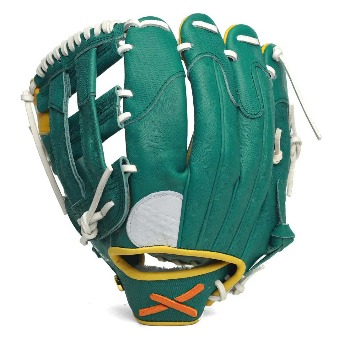 LHT (Left Hand Thrower)