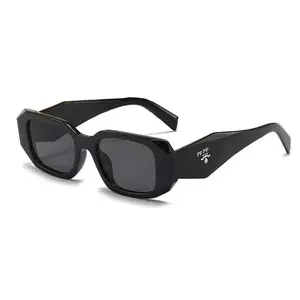 Vintage Black Sunglasses for Women – Trendy Chunky Frame Y2K Shades Aesthetic Street Style Eyewear for Daily Wear