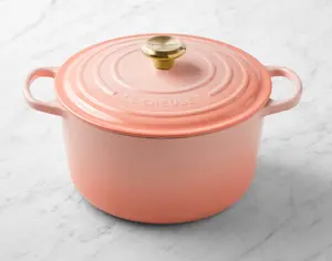 Le Creuset Signature Enameled Cast Iron Deep Round Oven, 6 1/2-Qt.