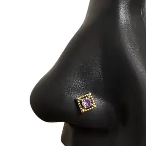 STATEMENT GOLD | Princess Stone Nose Stud STATEMENT GOLD | Princess Stone Nose Stud
