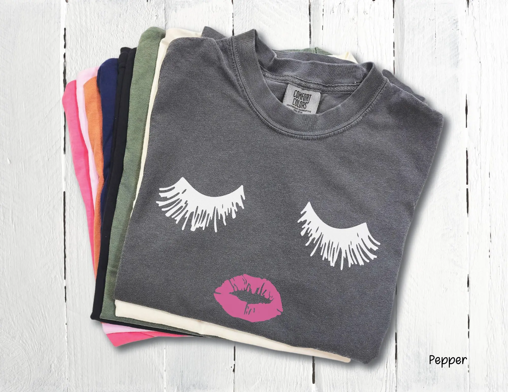 Eyelashes and Lips Shirt Etsy Best Seller Womens Shirt Makeup Trendy Face Shirt Make Up Lipstick Lip Gloss Tshirt Tee Girls Gift Girly